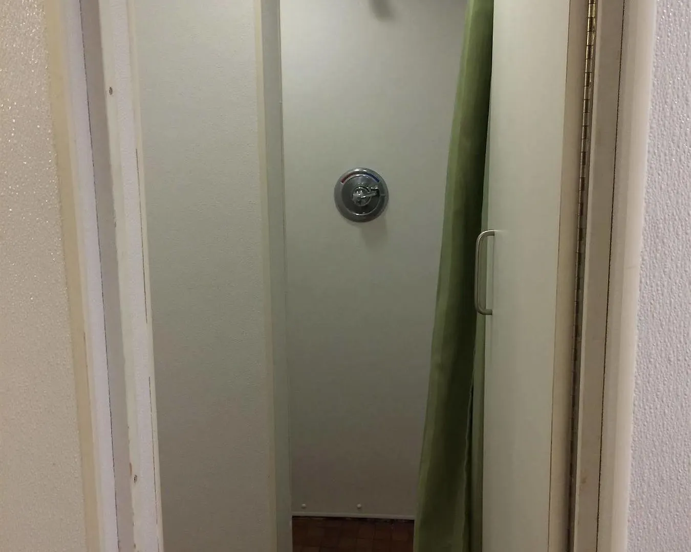 University Of Toronto - New College Residence - Wilson Hall Residence Apartment