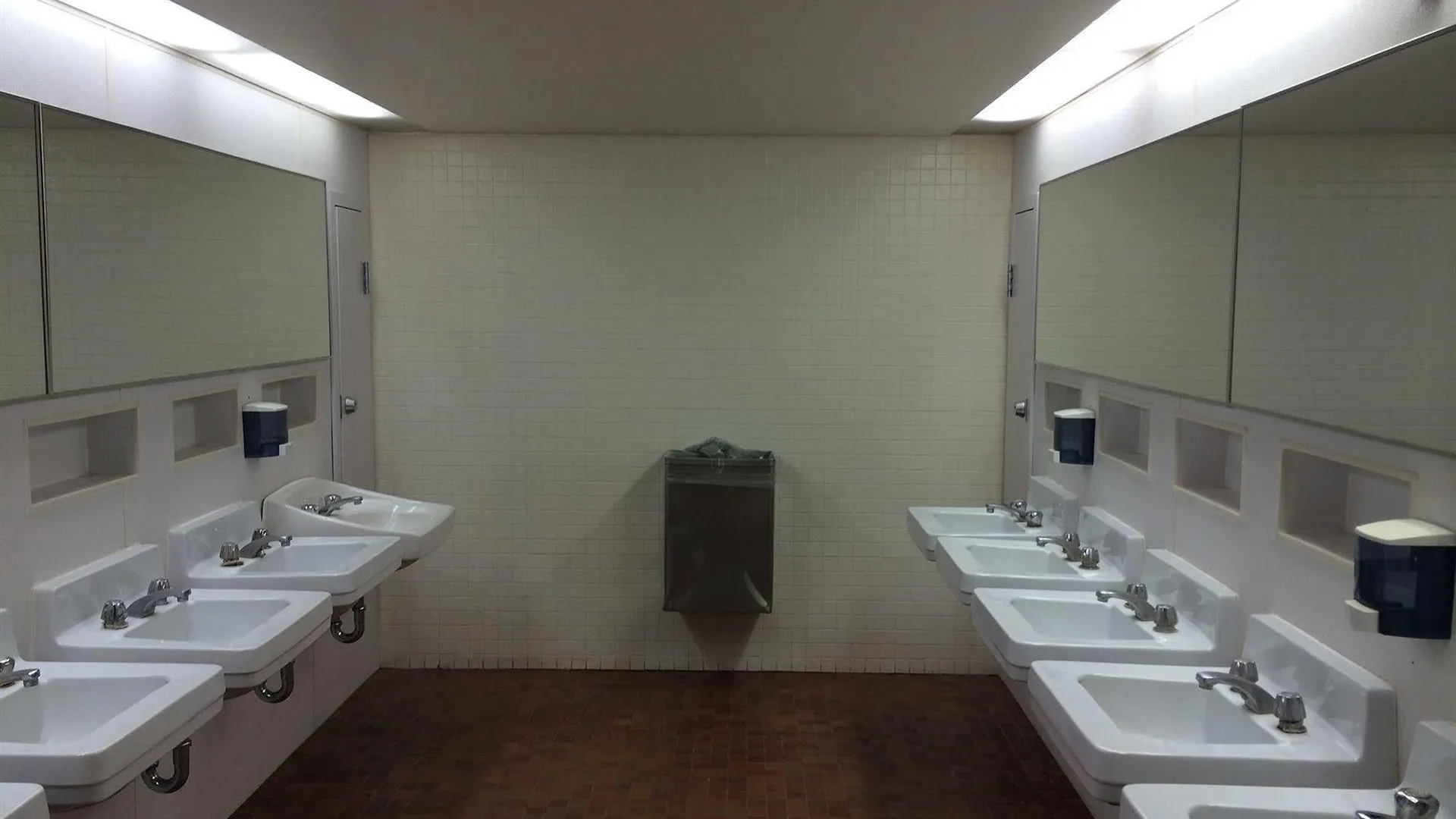 University Of Toronto - New College Residence - Wilson Hall Residence 0*,